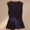 TOP CAMELIA