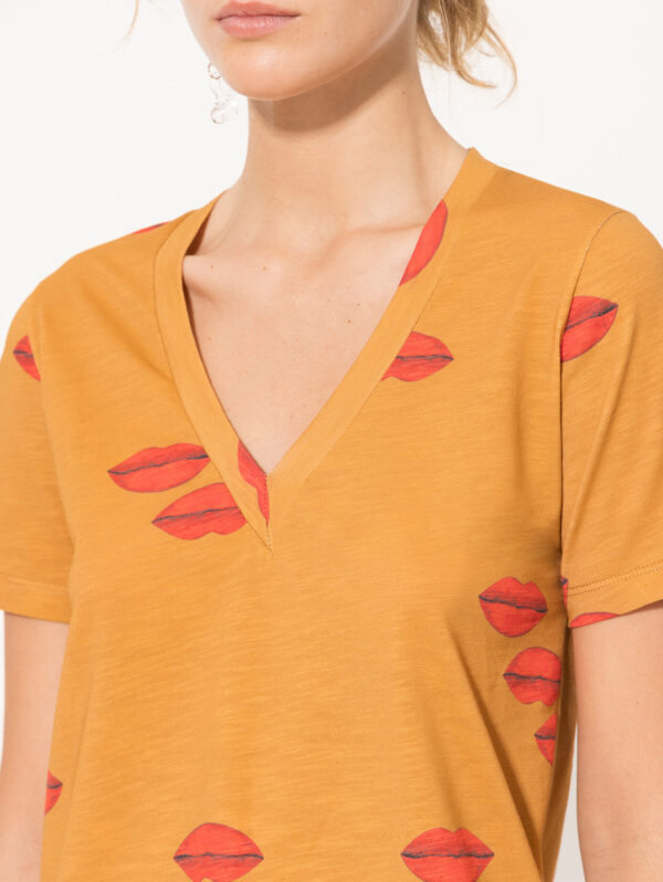 REMERA KISSES - Imagen 3