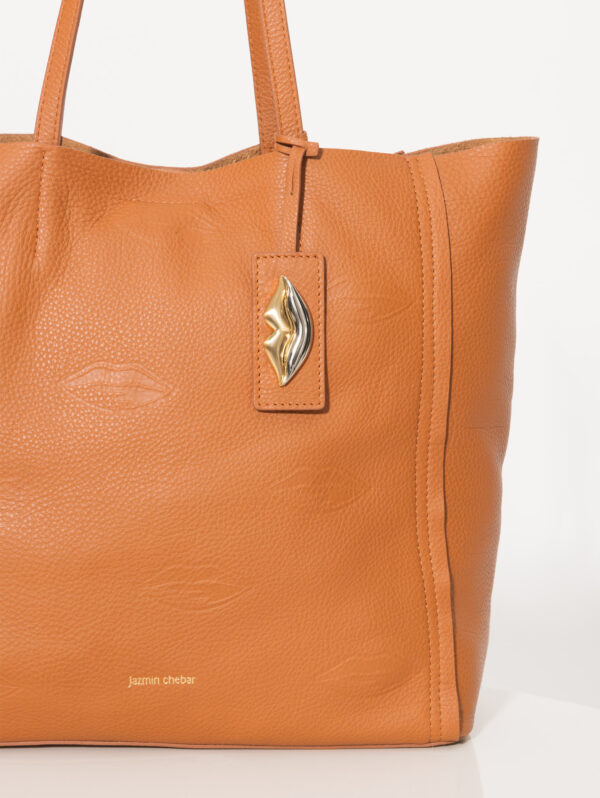 SHOPPER KISSES - Imagen 3