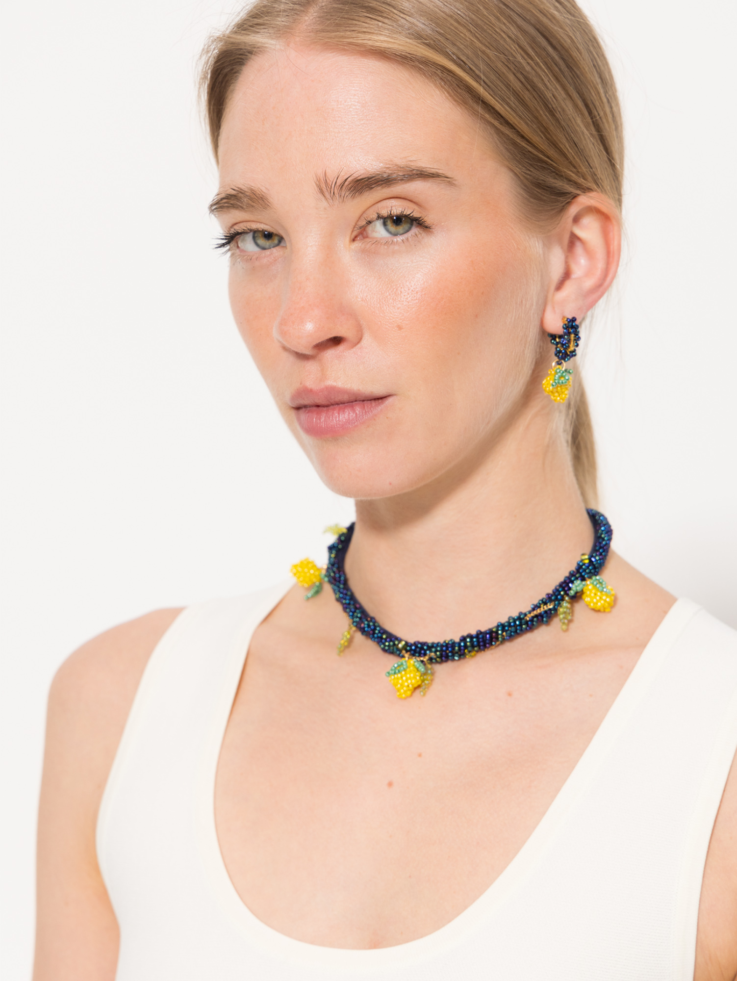 COLLAR LEMONADE